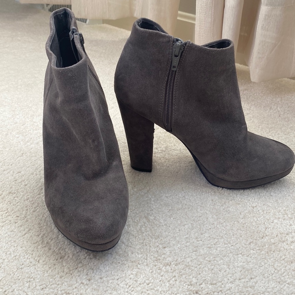 Aldo grey suede booties